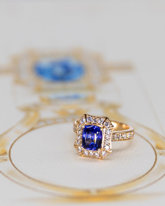 ORIGINE tanzanite gallery ring by Stefania's Stones